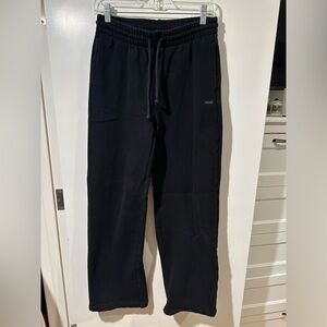 Aritiza TNA Sweatfleece Cozy Fleece Boyfriend Straight Sweatpant - Size S